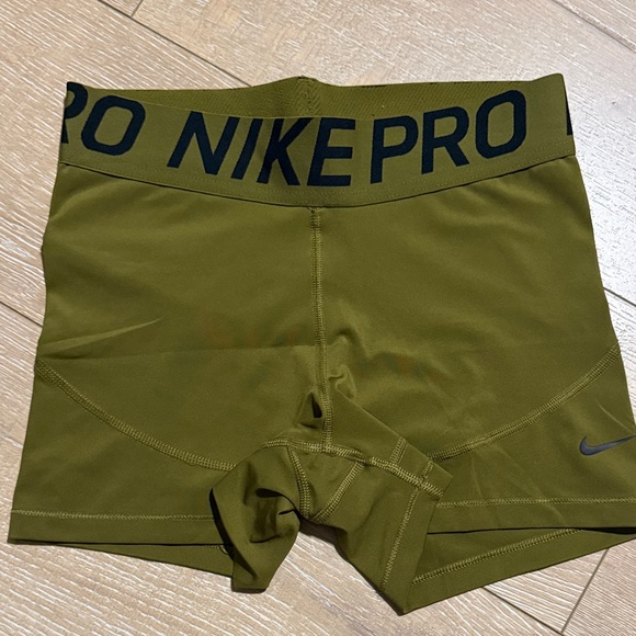 Nike Pants - Nike Pro Green Performance Shorts